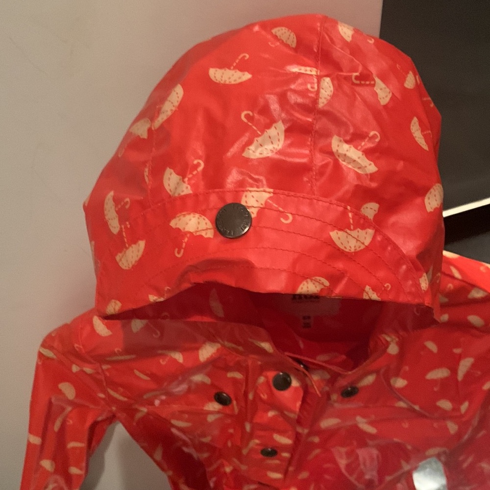 Rain coat - Picture 4 of 14